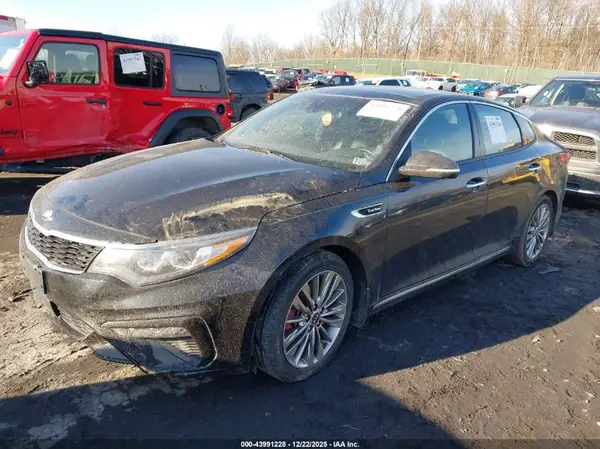 5XXGV4L23KG313839 2019 KIA OPTIMA - Image 2