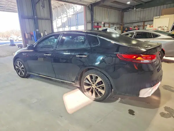 5XXGV4L24GG030390 2016 KIA OPTIMA - Image 2