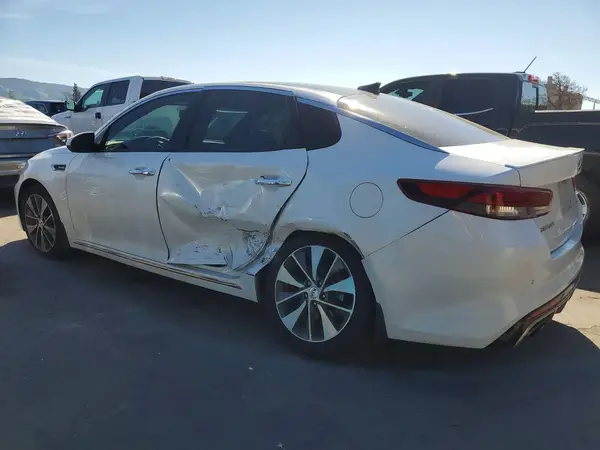 5XXGV4L24GG032513 2016 KIA OPTIMA - Image 2