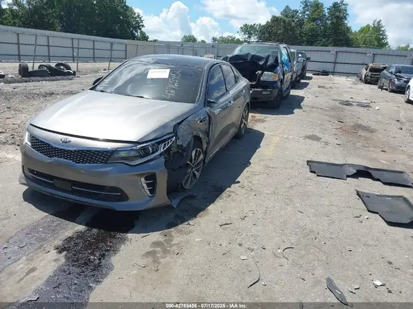 5XXGV4L24GG047092 2016 KIA OPTIMA - Image 2