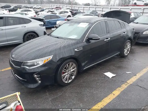 5XXGV4L24GG075667 2016 KIA OPTIMA - Image 2