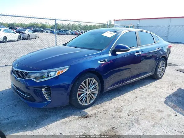 5XXGV4L24GG085583 2016 KIA OPTIMA - Image 2