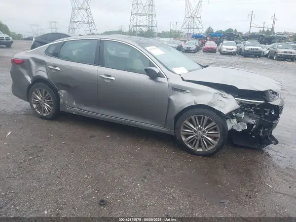 5XXGV4L24GG085759 2016 KIA OPTIMA - Image 1