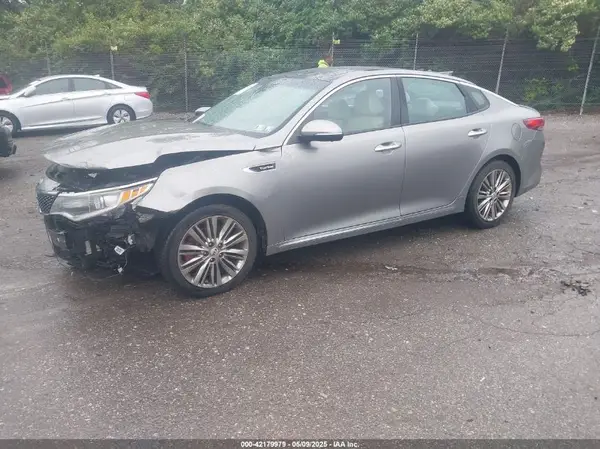 5XXGV4L24GG085759 2016 KIA OPTIMA - Image 2