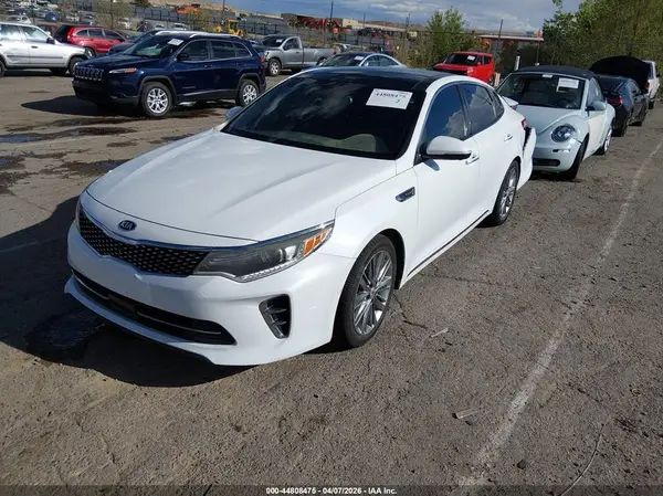 5XXGV4L24GG120476 2016 KIA OPTIMA - Image 2
