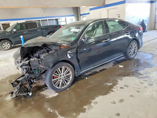 5XXGV4L24HG125677 2017 KIA OPTIMA - Image 1