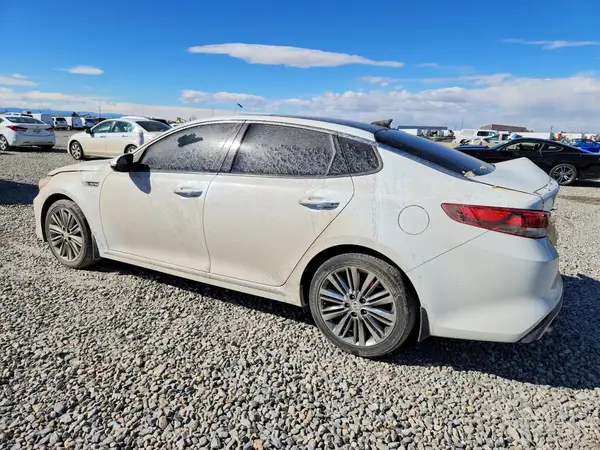 5XXGV4L24JG207589 2018 KIA OPTIMA - Image 2