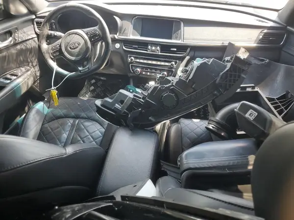 5XXGV4L24JG249258 2018 KIA OPTIMA - Image 8
