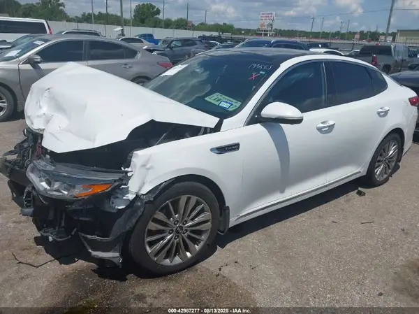 5XXGV4L24KG308133 2019 KIA OPTIMA - Image 2
