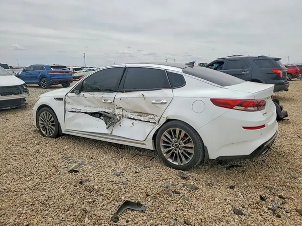 5XXGV4L24KG324770 2019 KIA OPTIMA - Image 2