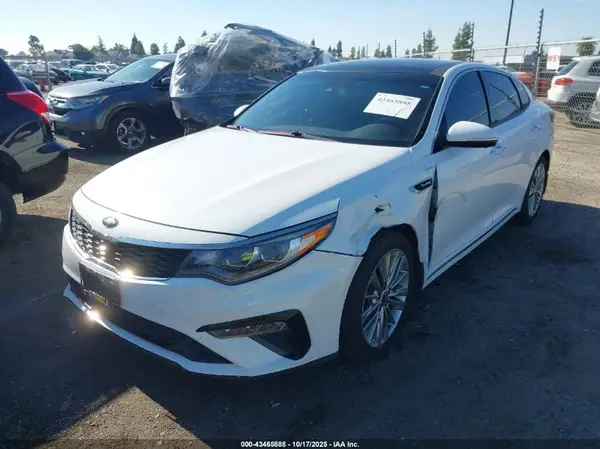 5XXGV4L24KG326681 2019 KIA OPTIMA - Image 2