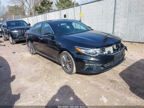 5XXGV4L24KG351533 2019 KIA OPTIMA - Image 1