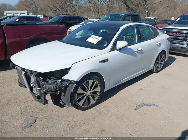 5XXGV4L25GG014733 2016 KIA OPTIMA - Image 2