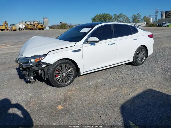 5XXGV4L25GG079999 2016 KIA OPTIMA - Image 2