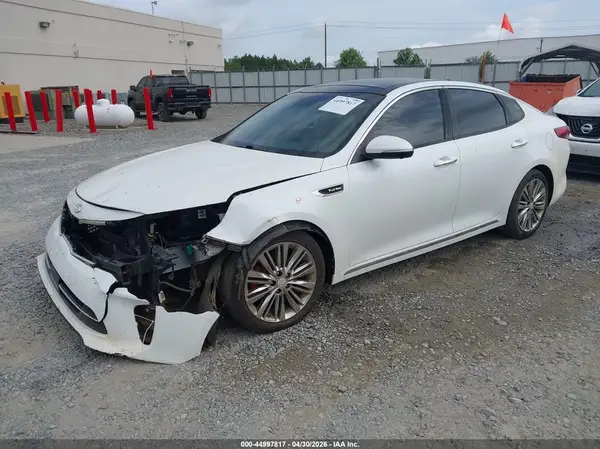 5XXGV4L25GG087391 2016 KIA OPTIMA - Image 2