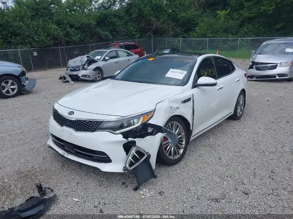 5XXGV4L25GG093031 2016 KIA OPTIMA - Image 2