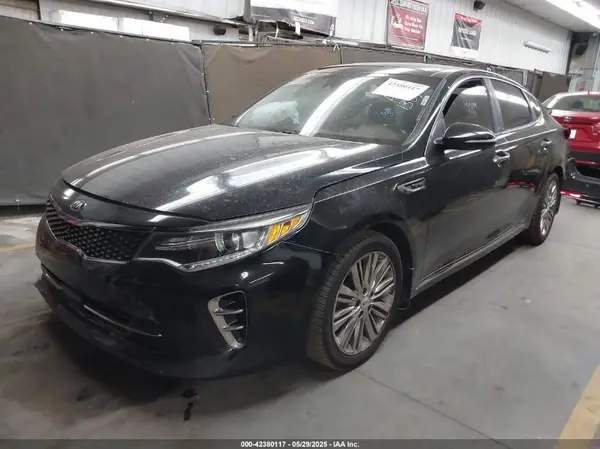 5XXGV4L25GG094275 2016 KIA OPTIMA - Image 2