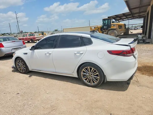 5XXGV4L25GG095345 2016 KIA OPTIMA - Image 2