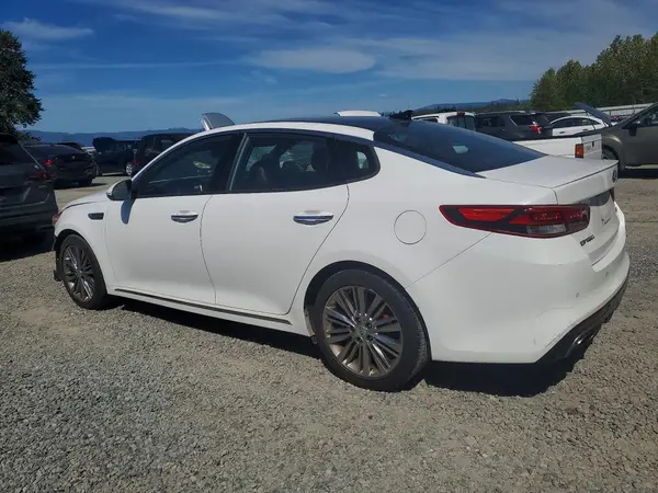 5XXGV4L25GG111060 2016 KIA OPTIMA - Image 2