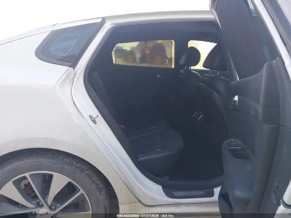 5XXGV4L26GG015339 2016 KIA OPTIMA - Image 8