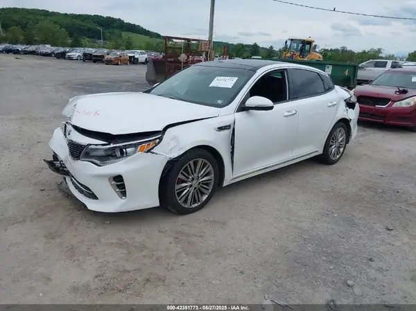 5XXGV4L26GG115540 2016 KIA OPTIMA - Image 2