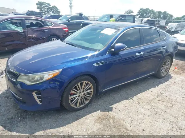 5XXGV4L26HG142299 2017 KIA OPTIMA - Image 2