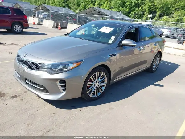 5XXGV4L26HG151794 2017 KIA OPTIMA - Image 2