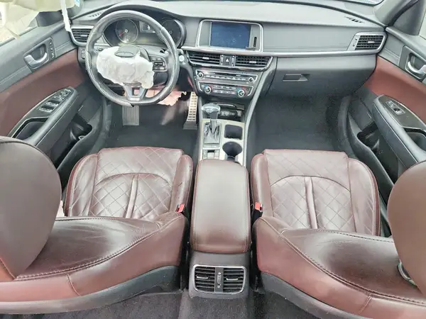 5XXGV4L26HG167249 2017 KIA OPTIMA - Image 8