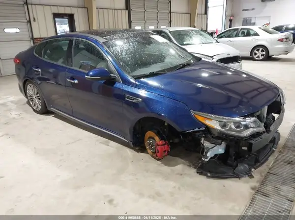 5XXGV4L26JG233272 2018 KIA OPTIMA - Image 1