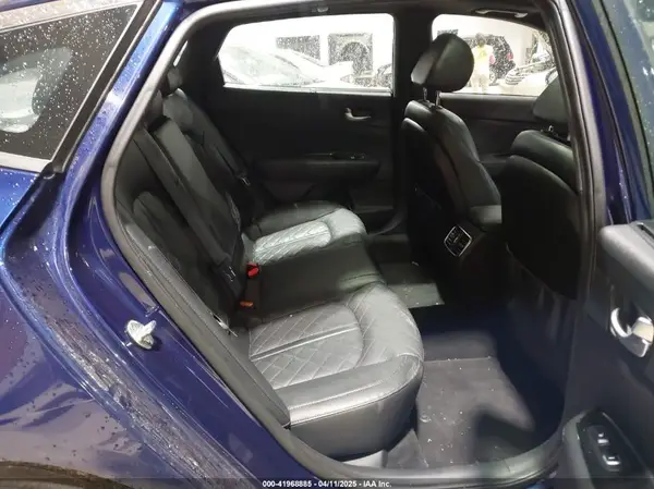 5XXGV4L26JG233272 2018 KIA OPTIMA - Image 8