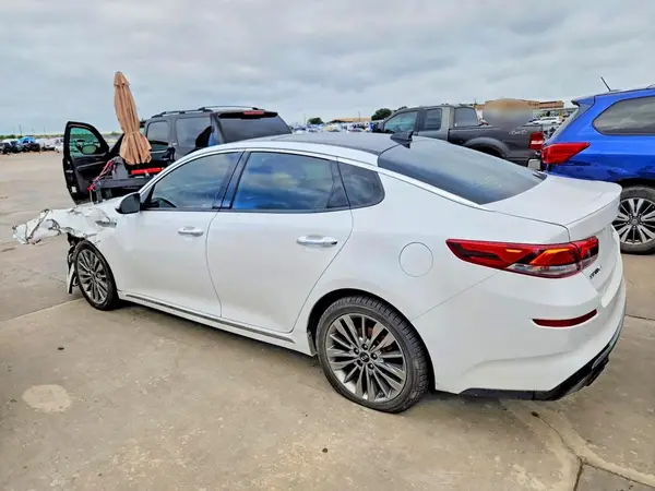 5XXGV4L26KG288810 2019 KIA OPTIMA - Image 2