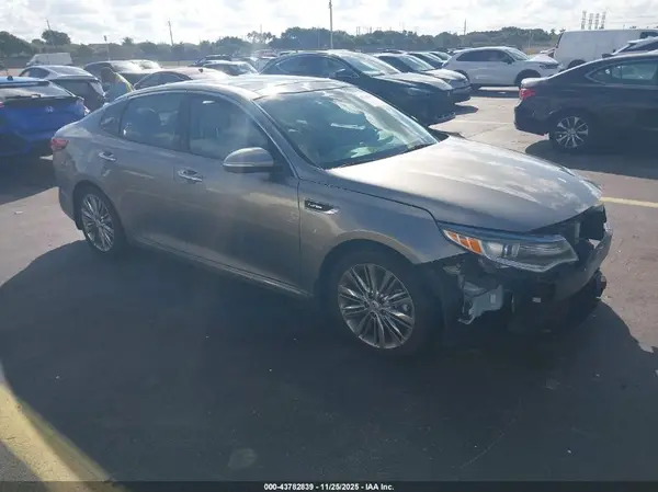 5XXGV4L27GG092639 2016 KIA OPTIMA - Image 1