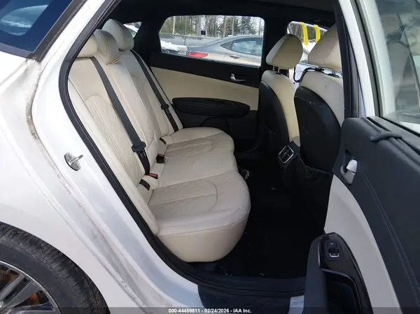 5XXGV4L27JG206243 2018 KIA OPTIMA - Image 8