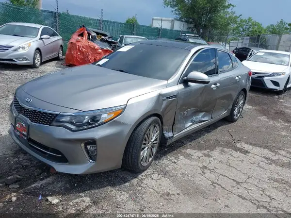 5XXGV4L27JG206811 2018 KIA OPTIMA - Image 2