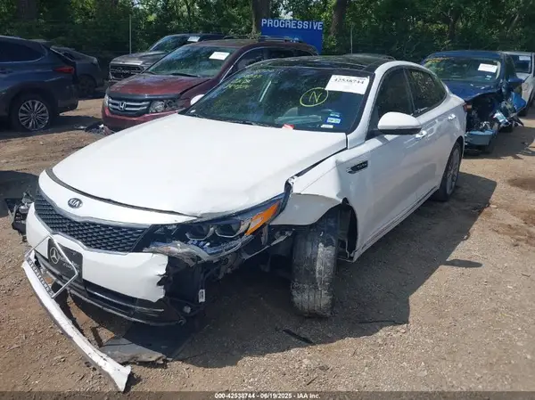 5XXGV4L27JG249254 2018 KIA OPTIMA - Image 2