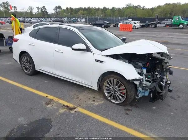 5XXGV4L27KG348223 2019 KIA OPTIMA - Image 1