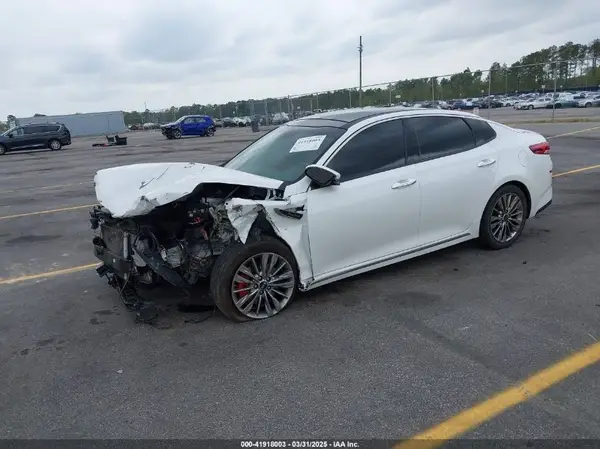 5XXGV4L27KG348223 2019 KIA OPTIMA - Image 2