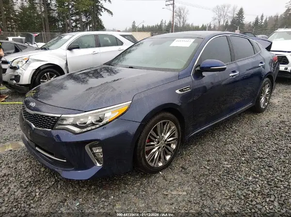5XXGV4L28JG188870 2018 KIA OPTIMA - Image 2