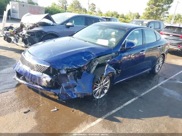 5XXGV4L28JG202489 2018 KIA OPTIMA - Image 2