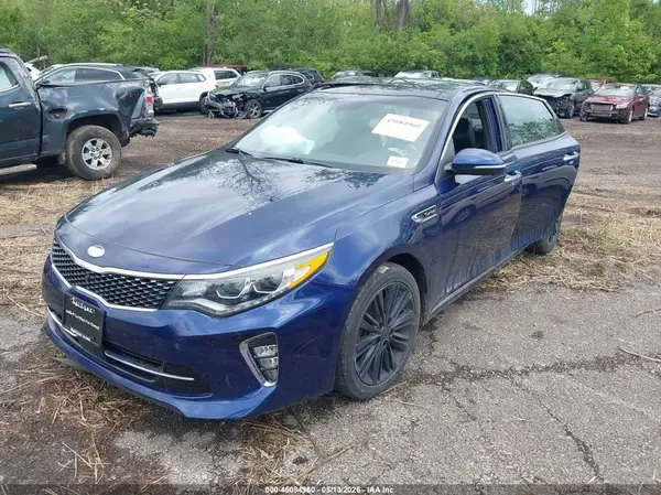5XXGV4L28JG219891 2018 KIA OPTIMA - Image 2