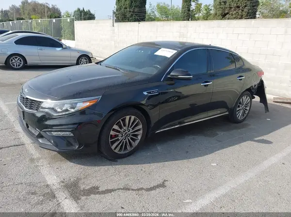 5XXGV4L28KG286542 2019 KIA OPTIMA - Image 2