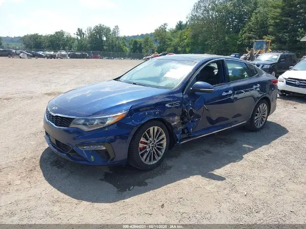 5XXGV4L28KG314811 2019 KIA OPTIMA - Image 2