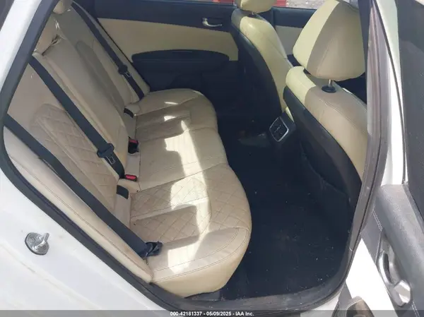 5XXGV4L29GG032247 2016 KIA OPTIMA - Image 8