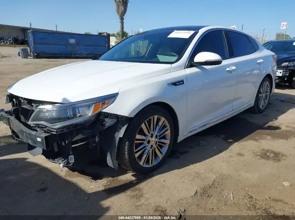 5XXGV4L29GG078662 2016 KIA OPTIMA - Image 2