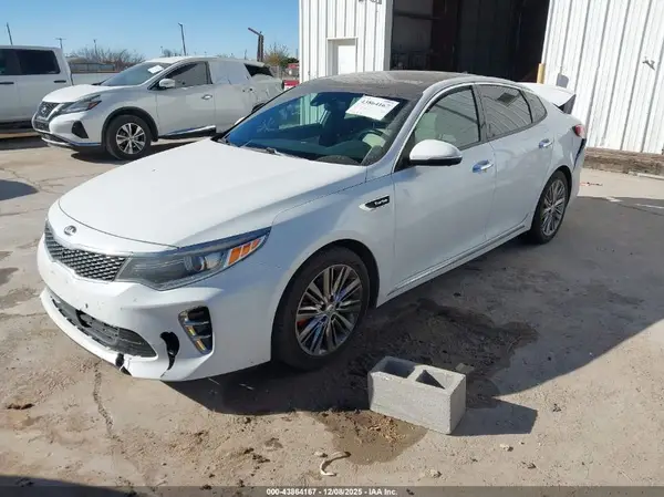 5XXGV4L29GG116231 2016 KIA OPTIMA - Image 2