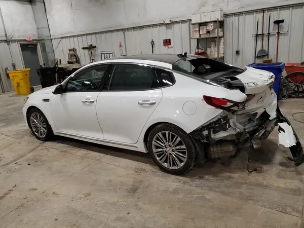 5XXGV4L29HG127280 2017 KIA OPTIMA - Image 2