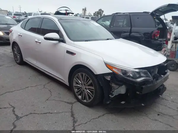 5XXGV4L29HG171750 2017 KIA OPTIMA - Image 1