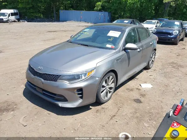 5XXGV4L2XGG019958 2016 KIA OPTIMA - Image 2