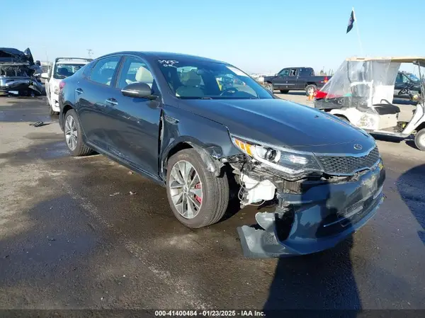 5XXGV4L2XGG051938 2016 KIA OPTIMA - Image 1
