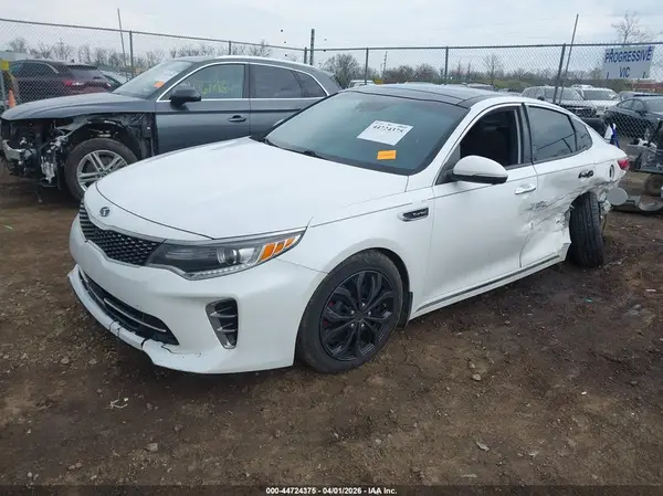 5XXGV4L2XGG063426 2016 KIA OPTIMA - Image 2